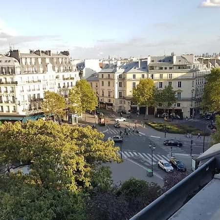Beautiful Near Republic * Paris